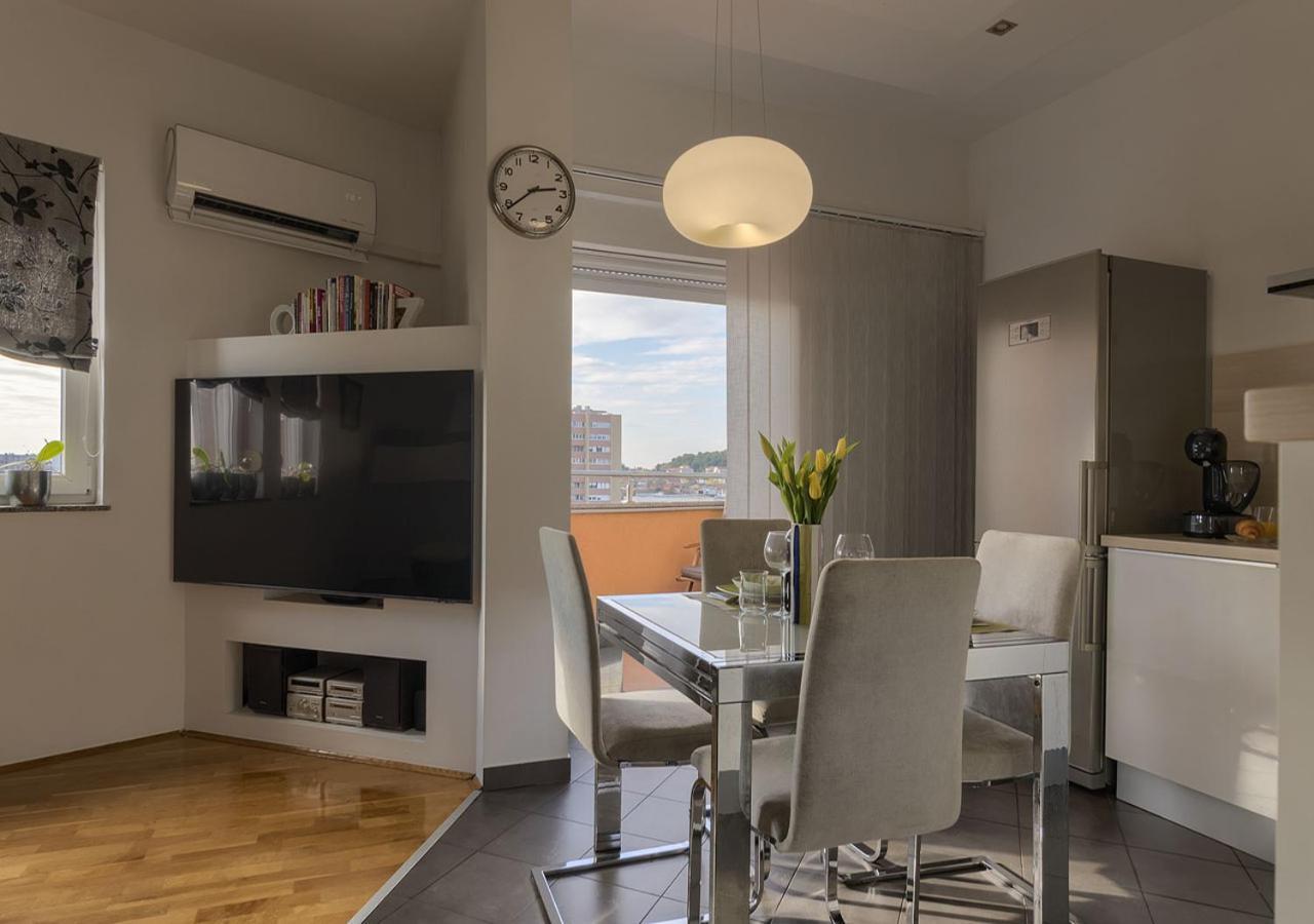 Apartment Leki - Newly Renovated, Modern City Spot Pula Zewnętrze zdjęcie