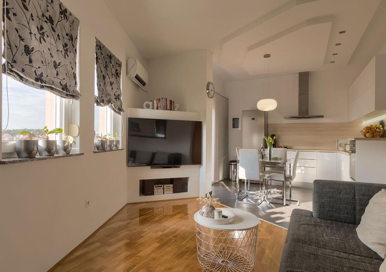 Apartment Leki - Newly Renovated, Modern City Spot Pula Zewnętrze zdjęcie